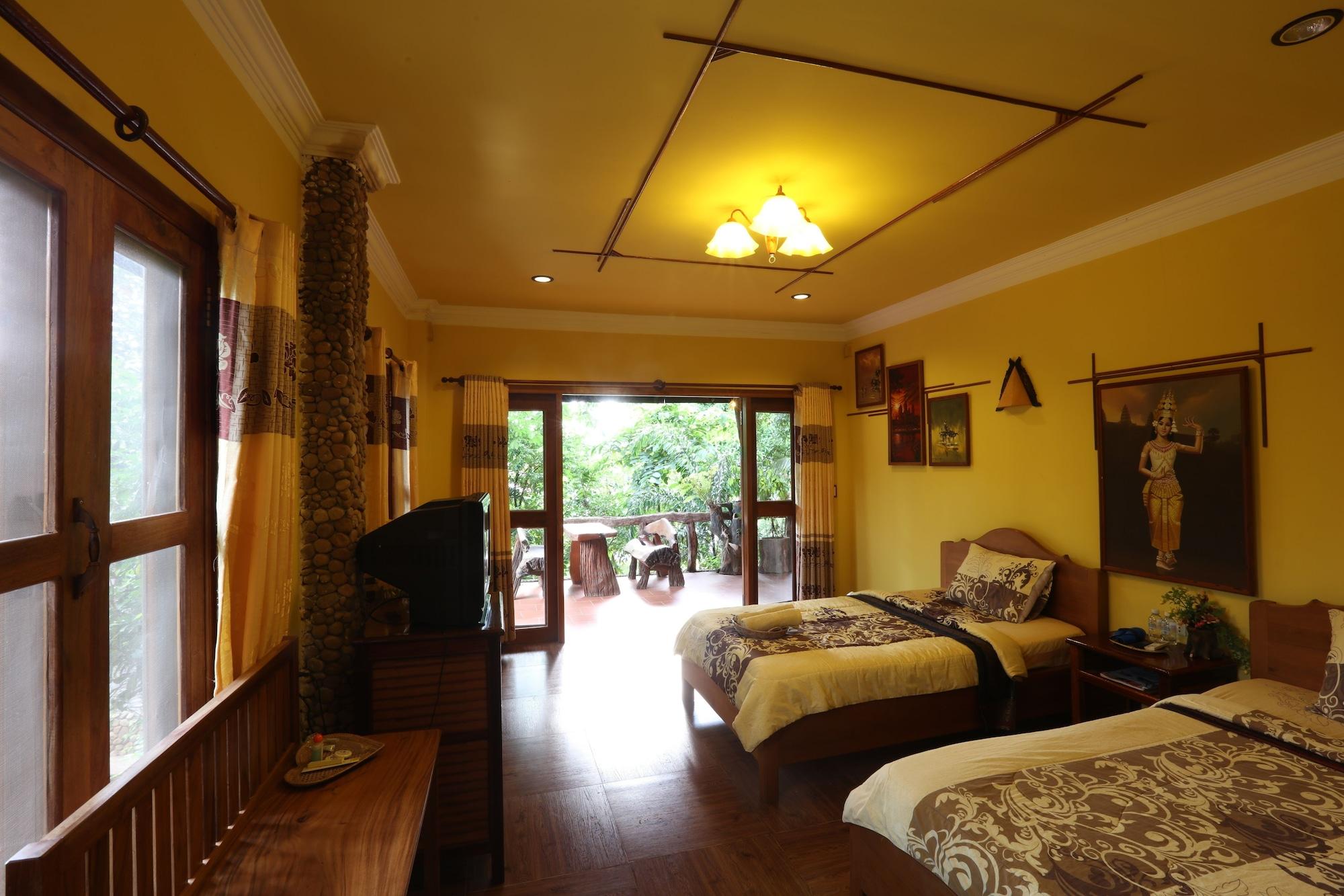 Natural Bungalows Restaurant&Bar Kampot Exterior foto
