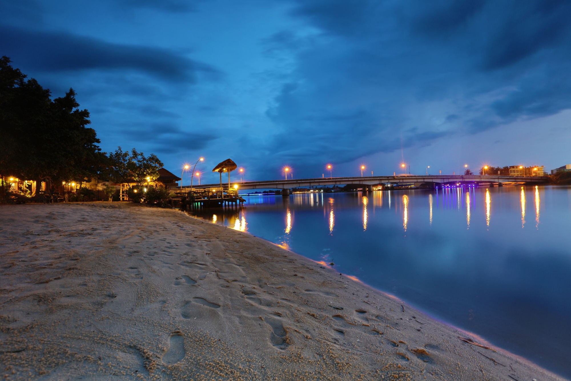 Natural Bungalows Restaurant&Bar Kampot Exterior foto